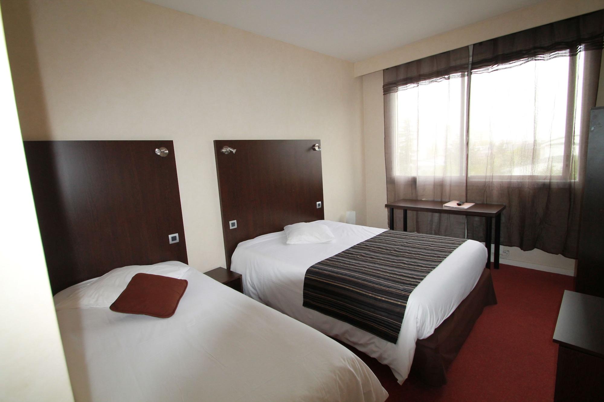 Adonis Lyon Est Hotel Artys Saint-Priest-en-Jarez Екстер'єр фото